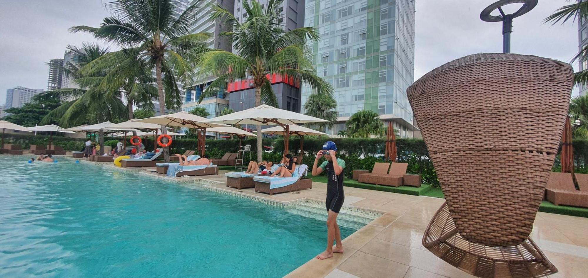 Large Room Inside Fusion Suites Da Nang Exterior foto